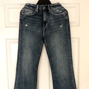High waisted, flare jeans